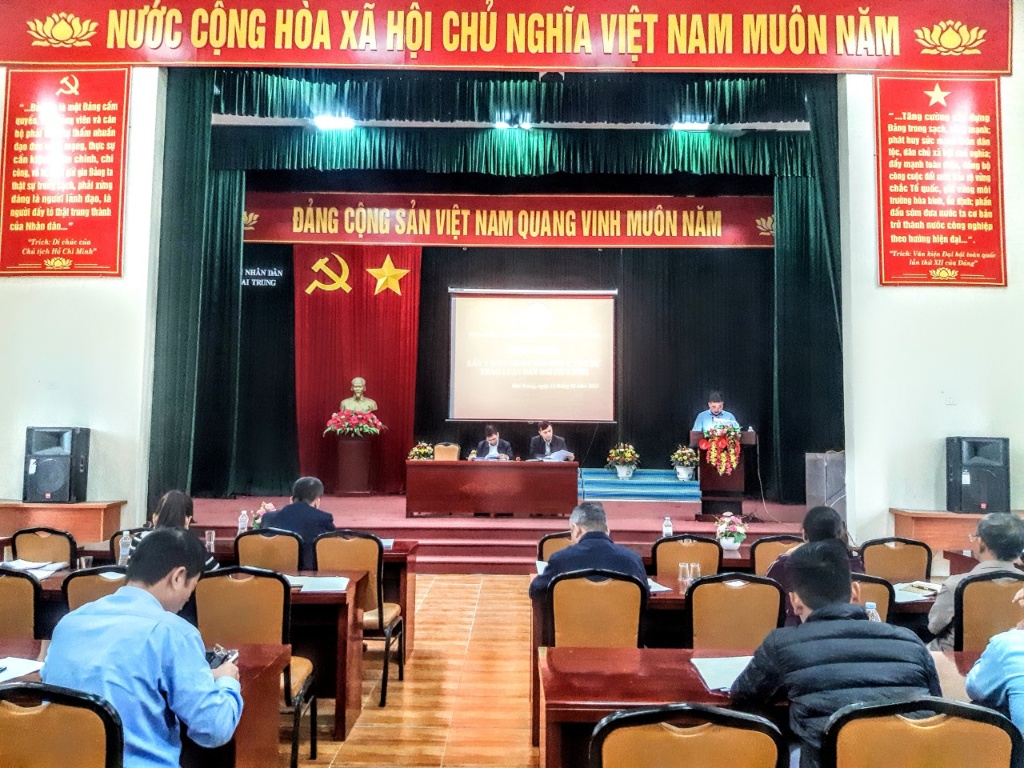Xã Mai Trung tổ chức góp ý phản biện vào dự thảo Luật đất đai (sửa đổi) năm 2013